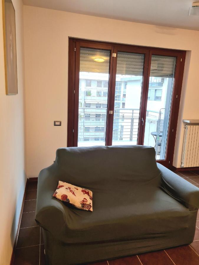 Milano Santa Giulia Business Apartment - Olimpiadi 26 Kültér fotó