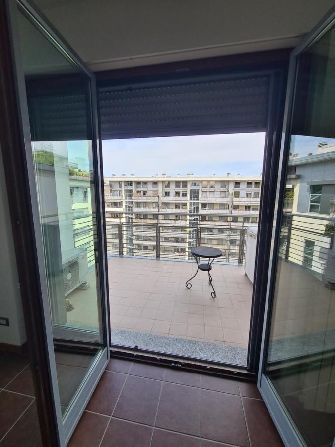 Milano Santa Giulia Business Apartment - Olimpiadi 26 Kültér fotó